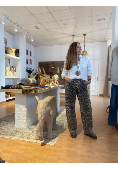 Pantalón sarga leopardo